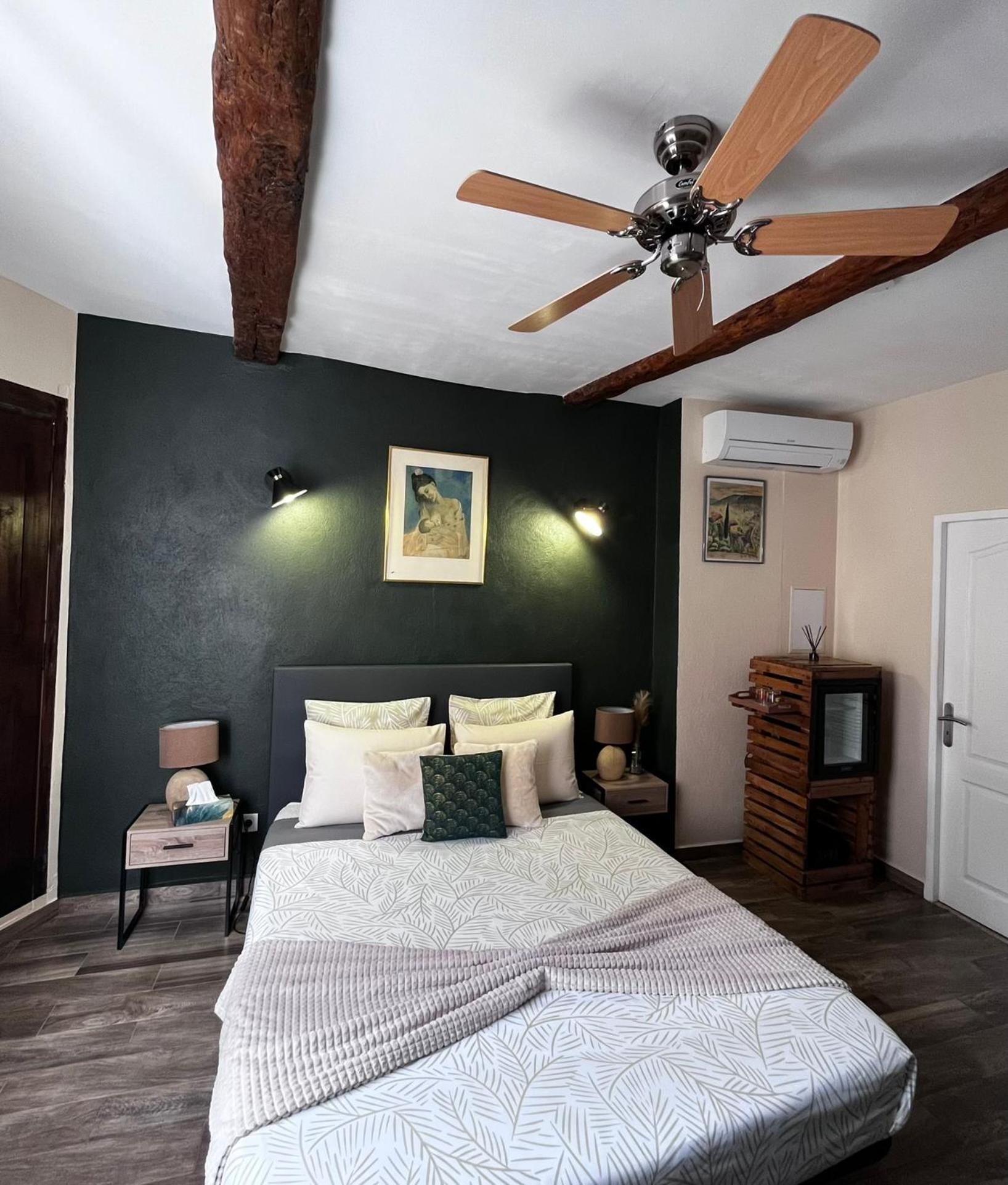 Lou Mistral Hotel Moustiers-Sainte-Marie Exterior photo